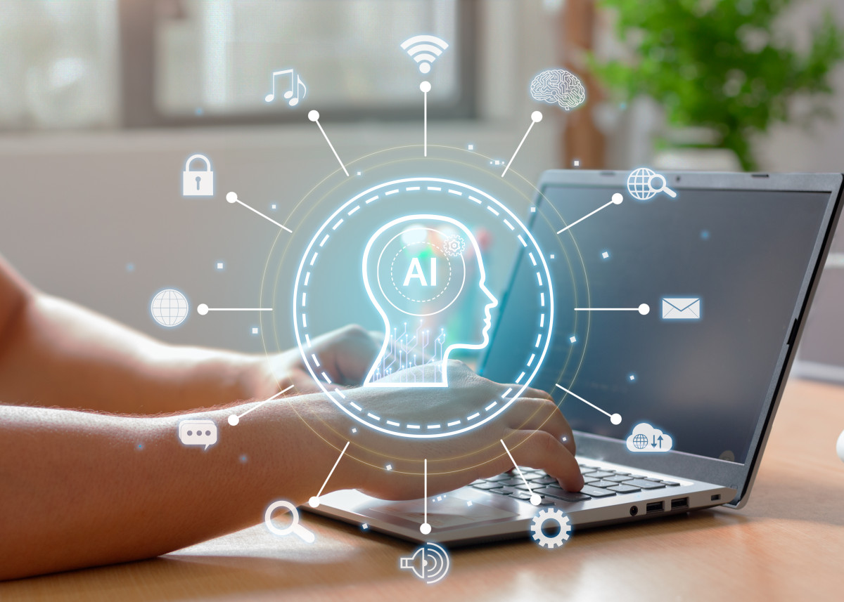 using-the-intelligence-of-a-laptop-to-interact-wit-2023-06-02-18-18-24-utc.jpg